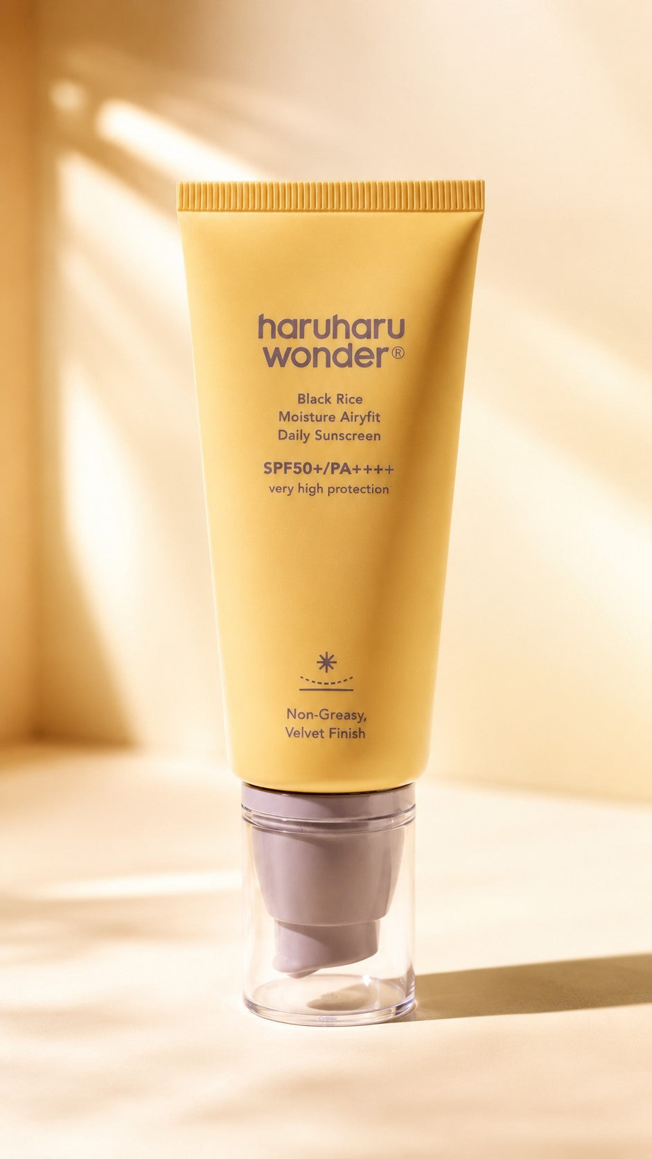 haruharu wonder Black Rice Moisture Airyfit Daily Sunscreen SPF50+ PA++++ – Velvet Finish: For Premature Visible Aging